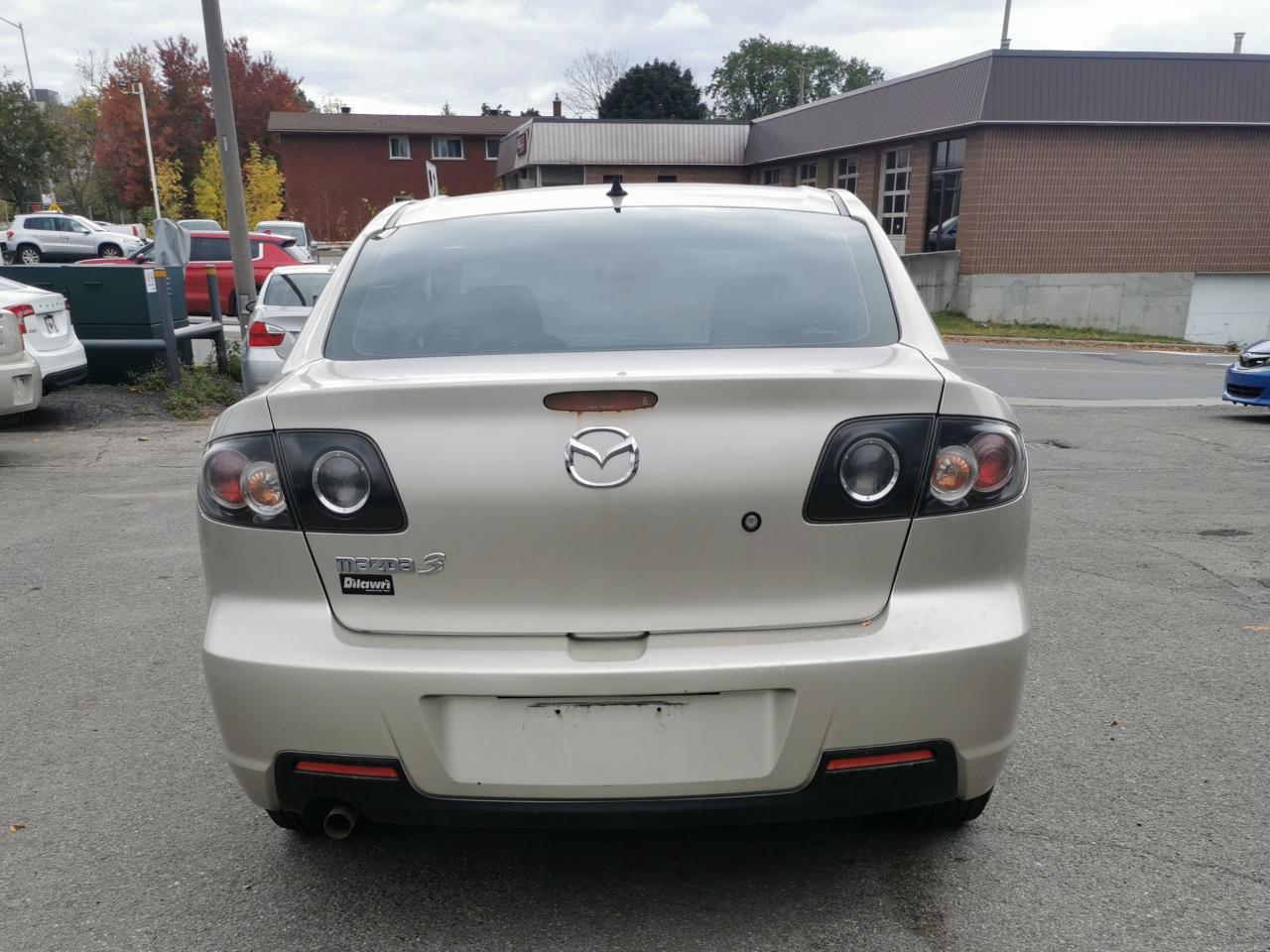 2007 Mazda MAZDA3 GX - Photo #3