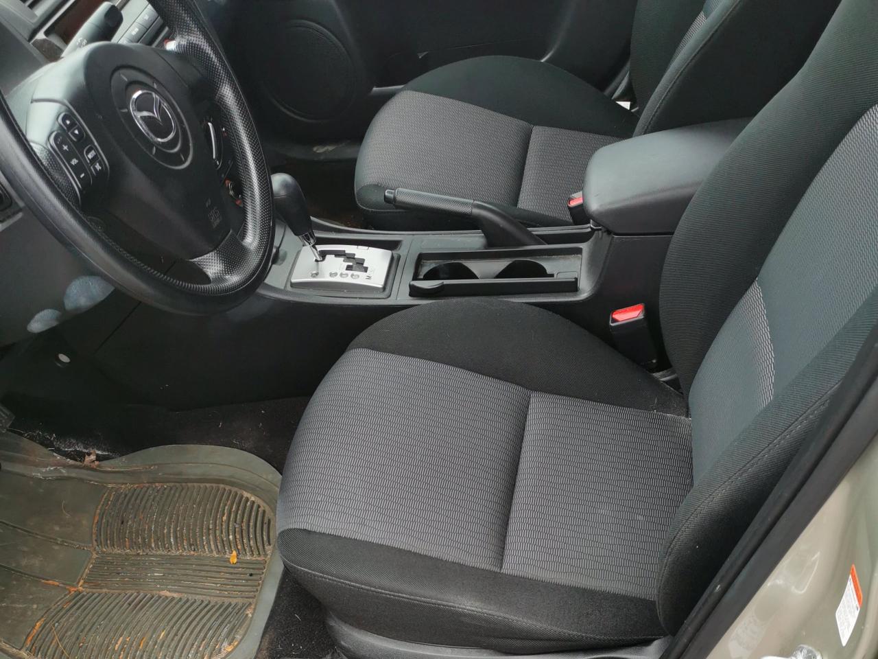 2007 Mazda MAZDA3 GX - Photo #11