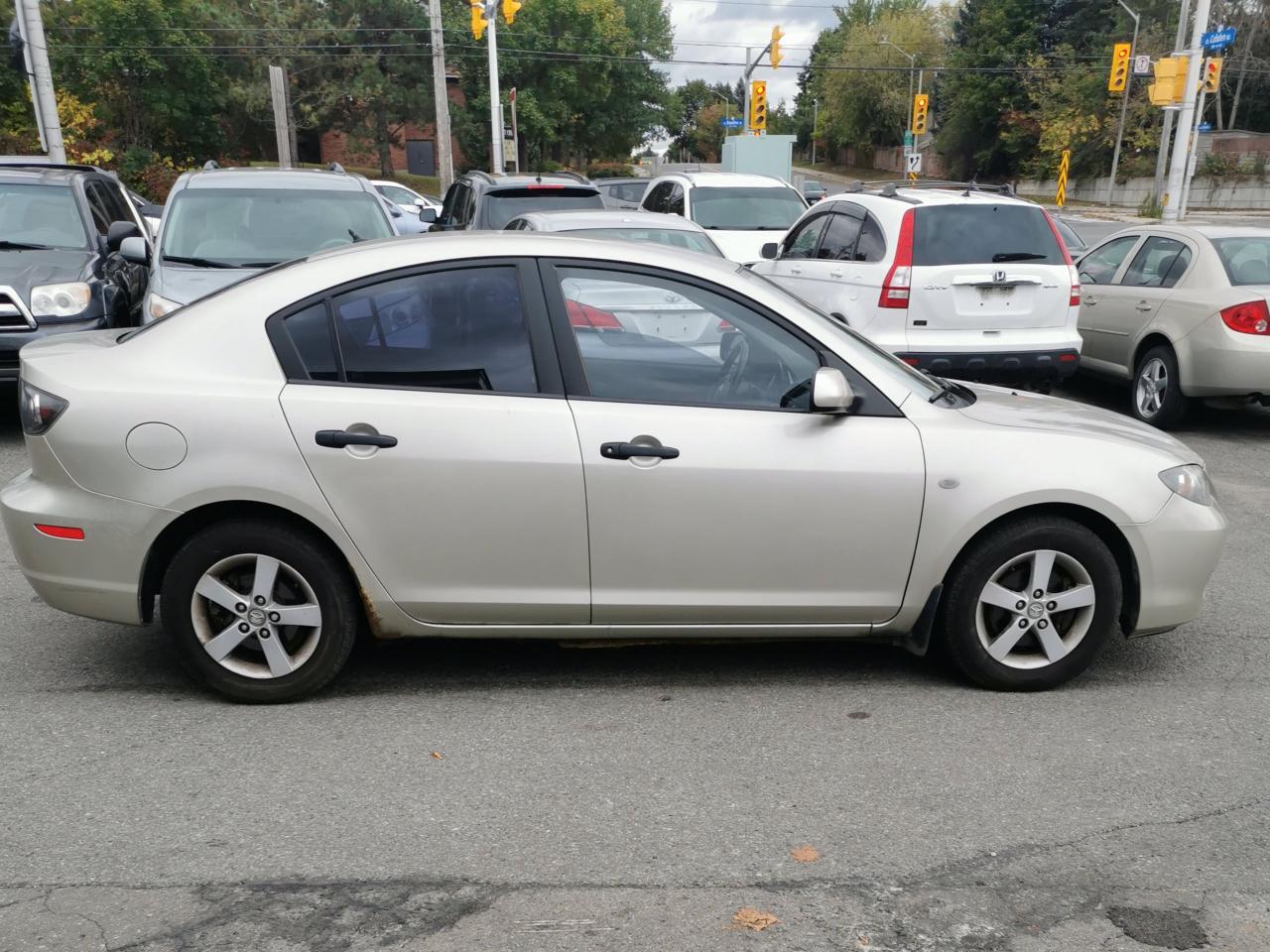 2007 Mazda MAZDA3 GX - Photo #4