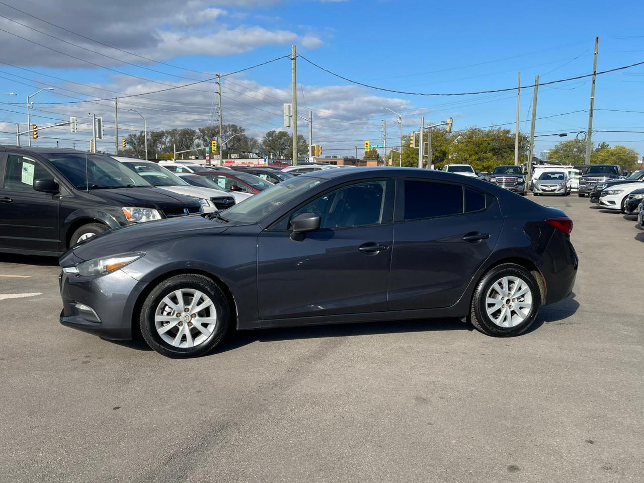 2017 Mazda MAZDA3 4dr Sdn Auto GX  CAMERA NEW TIRES+ F BRAKES - Photo #15