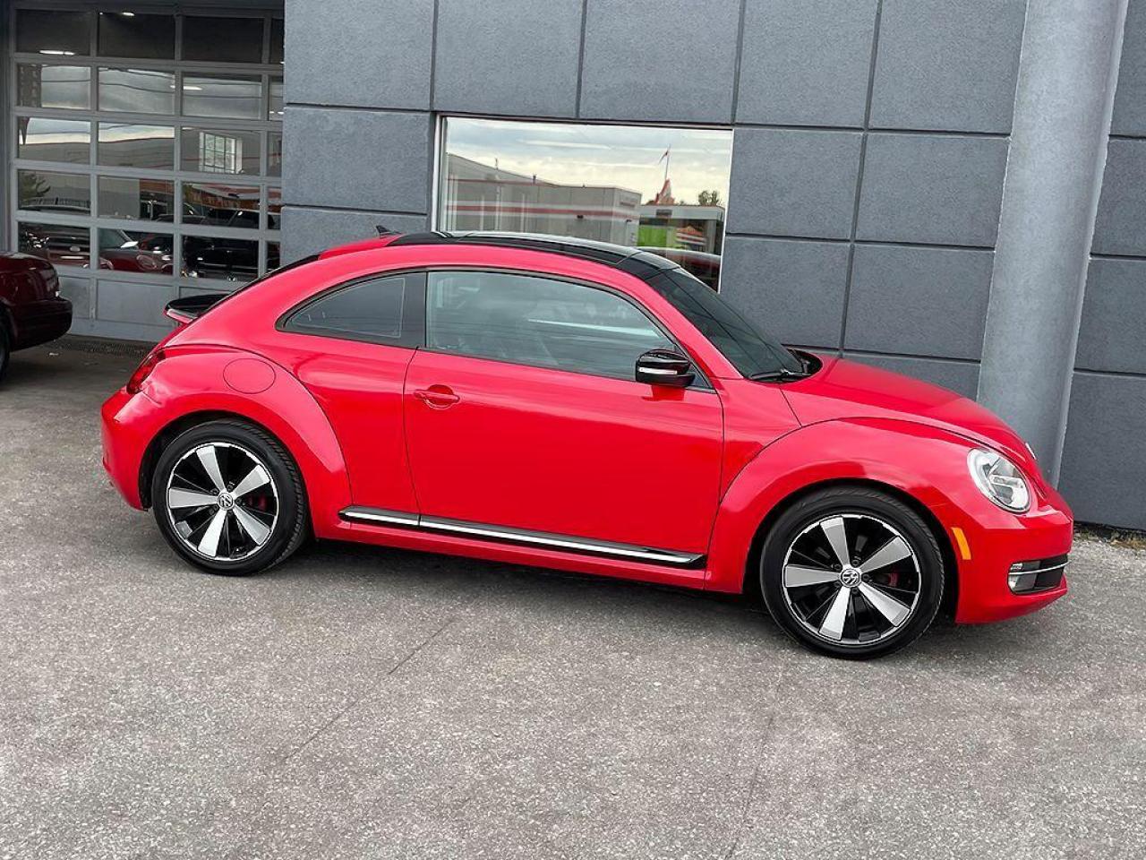 2013 Volkswagen Beetle TURBO|NAVI|PANOROOF|LEATHER|18in ALLOYS - Photo #1