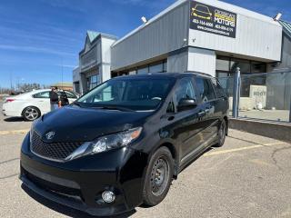 Used 2014 Toyota Sienna SE-8 Seats-Power Sliding Doors-Sunroof-Back up Cam for sale in Calgary, AB
