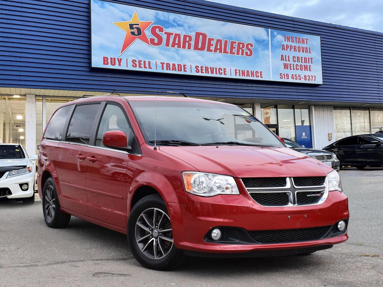 Used 2016 Dodge Grand Caravan NAV LEATHER R-CAM LOADED! WE FINANCE ALL CREDIT! for sale in London, ON