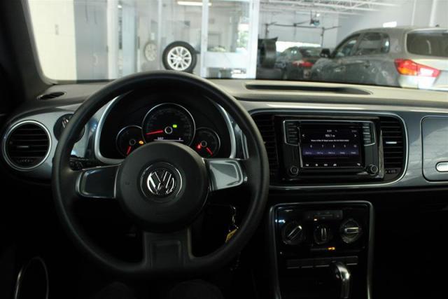 2017 Volkswagen Beetle Trendline 1.8T 6sp at w/ Tip