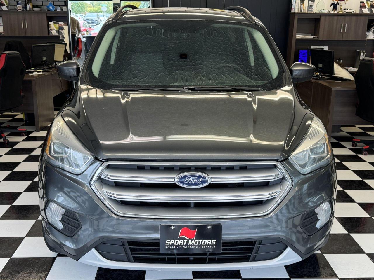2017 Ford Escape SE 4WD+APPLEPLAY+CAMERA+SENSORS+CLEAN CARFAX - Photo #6