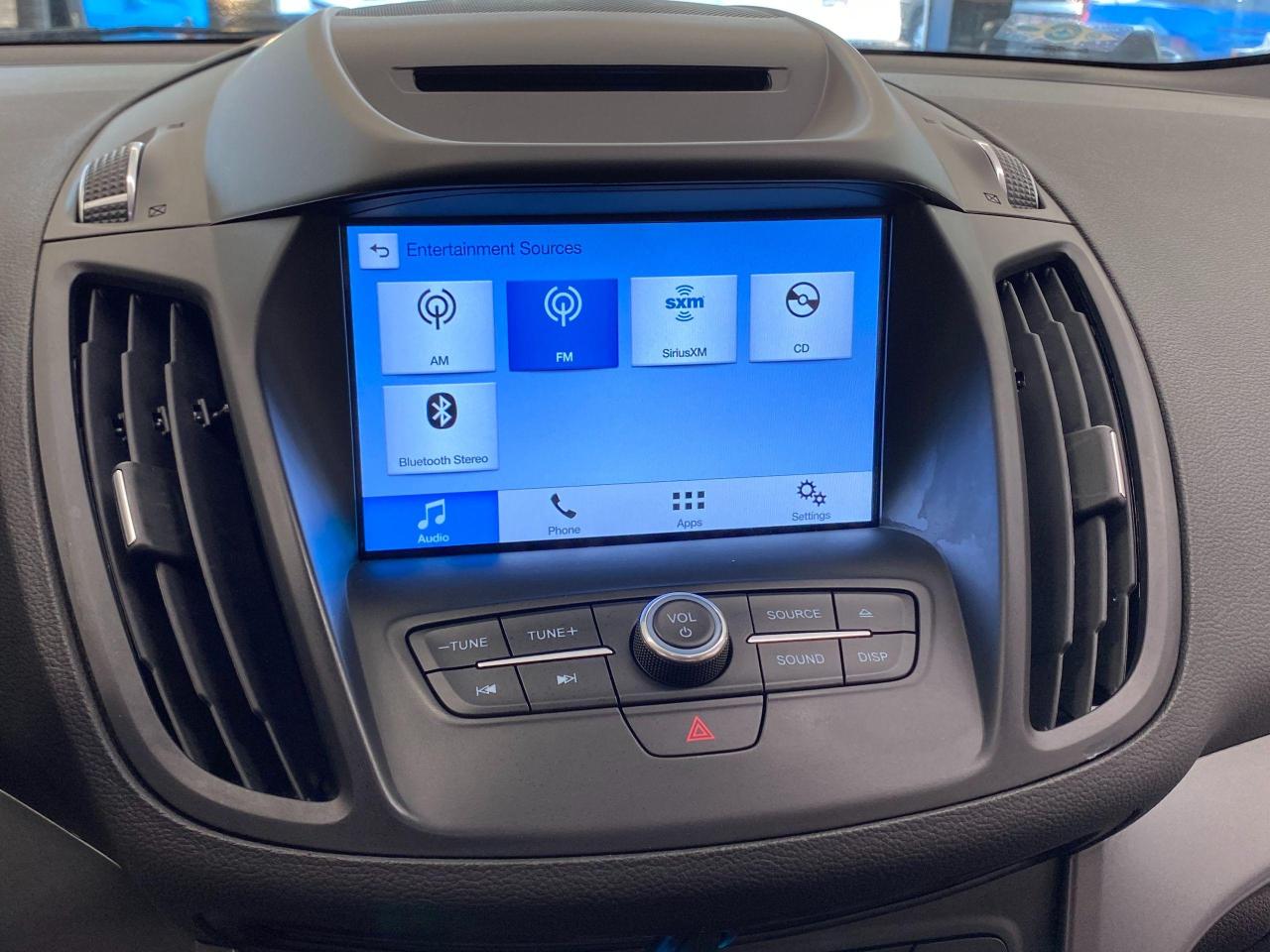 2017 Ford Escape SE 4WD+APPLEPLAY+CAMERA+SENSORS+CLEAN CARFAX - Photo #29