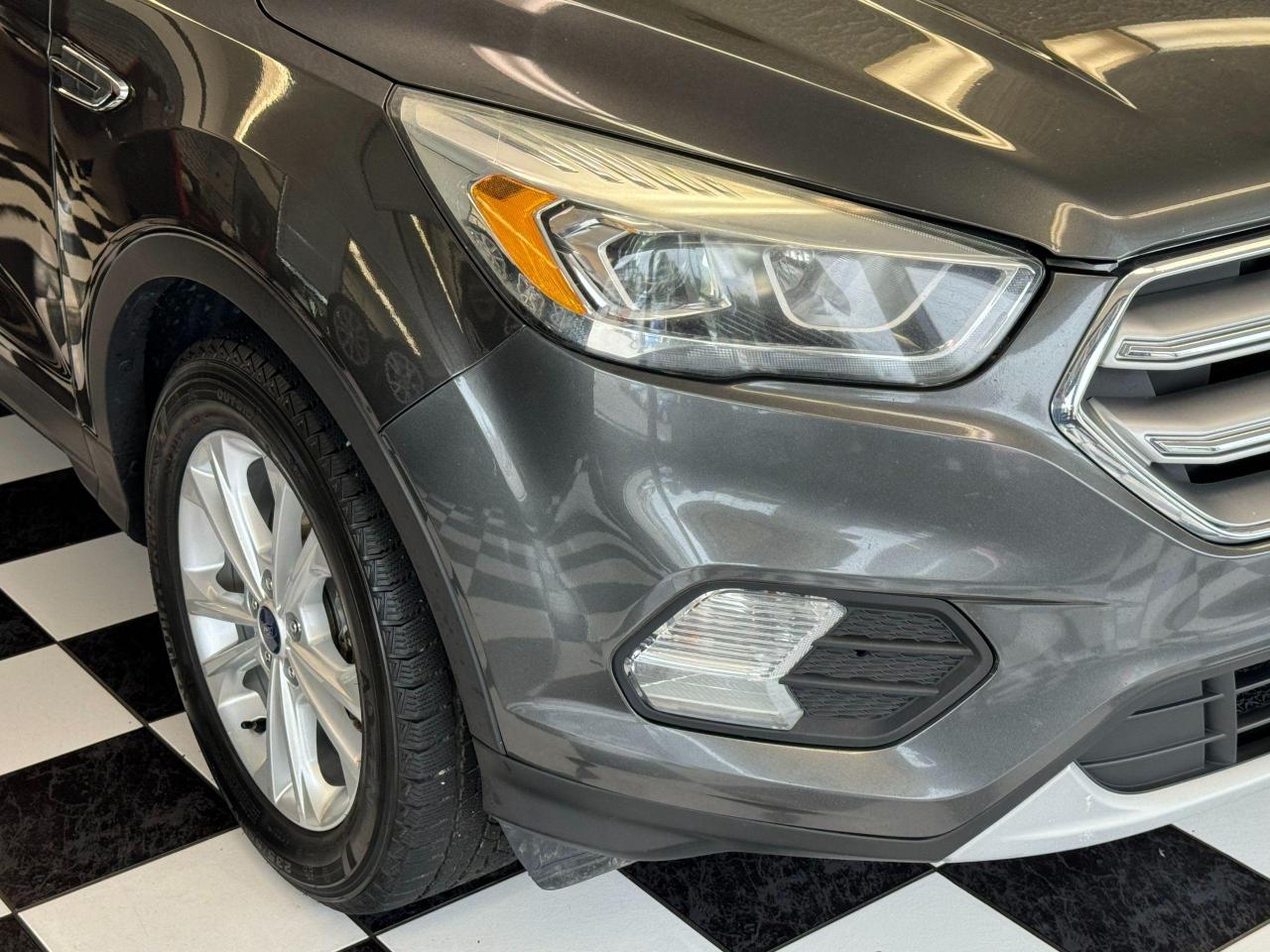 2017 Ford Escape SE 4WD+APPLEPLAY+CAMERA+SENSORS+CLEAN CARFAX - Photo #33