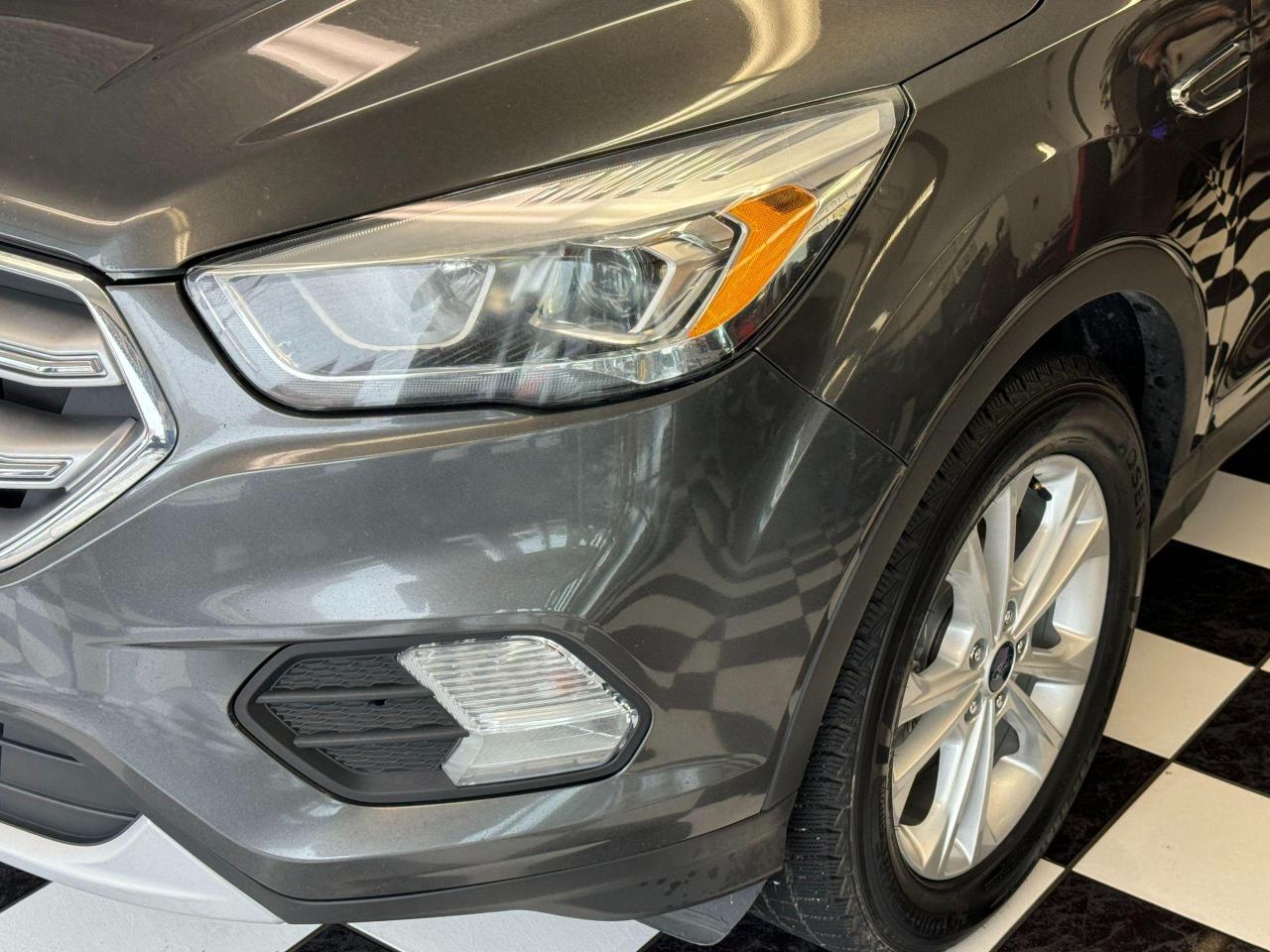 2017 Ford Escape SE 4WD+APPLEPLAY+CAMERA+SENSORS+CLEAN CARFAX - Photo #34