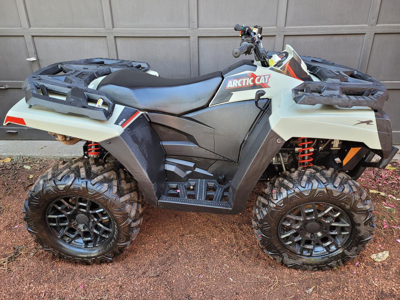 2022 Arctic Cat Alterra 600 LTD *1-Owner* Financing Available & Trade-ins Welcome! - Photo #5