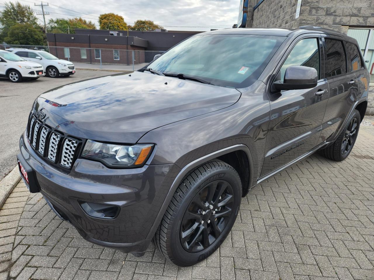Used 2021 Jeep Grand Cherokee Laredo for sale in Sarnia, ON