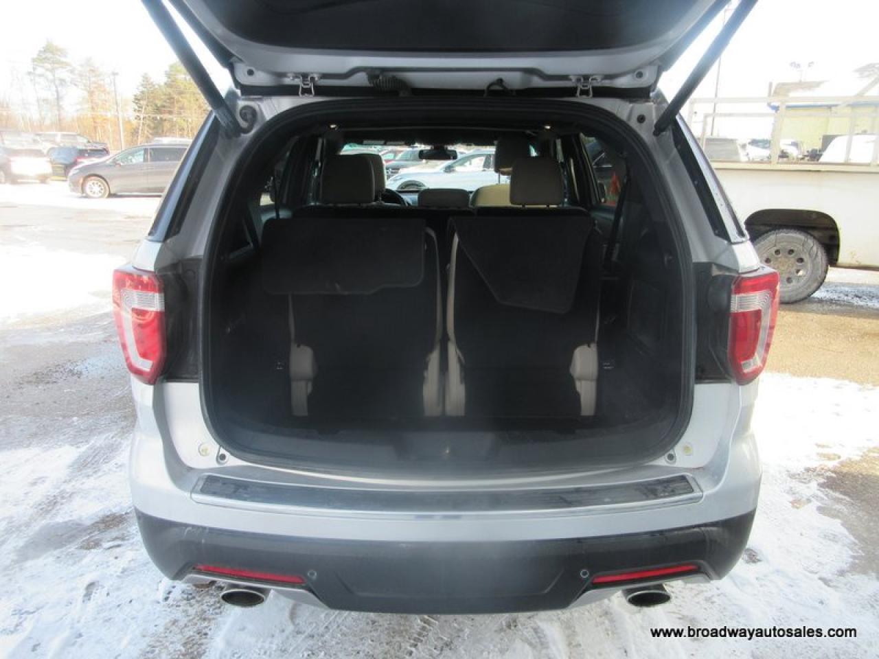 2019 Ford Explorer FOUR-WHEEL DRIVE LIMITED-EDITION 7 PASSENGER 2.3L - ECO-BOOST.. BENCH & 3RD ROW.. NAVIGATION.. DUAL SUNROOF.. LEATHER.. HEATED/AC SEATS.. SONY AUDIO.. Photo