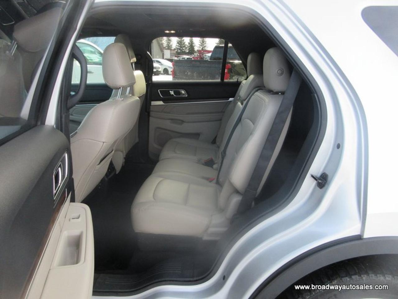 2019 Ford Explorer FOUR-WHEEL DRIVE LIMITED-EDITION 7 PASSENGER 2.3L - ECO-BOOST.. BENCH & 3RD ROW.. NAVIGATION.. DUAL SUNROOF.. LEATHER.. HEATED/AC SEATS.. SONY AUDIO.. Photo