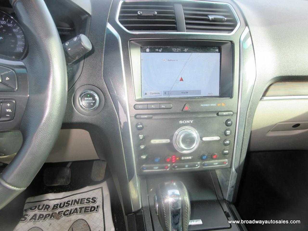 2019 Ford Explorer FOUR-WHEEL DRIVE LIMITED-EDITION 7 PASSENGER 2.3L - ECO-BOOST.. BENCH & 3RD ROW.. NAVIGATION.. DUAL SUNROOF.. LEATHER.. HEATED/AC SEATS.. SONY AUDIO.. Photo