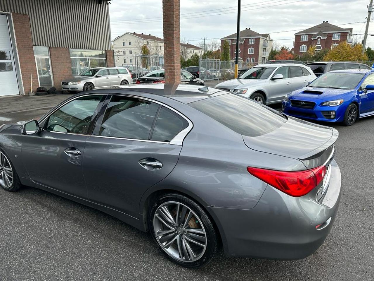 2015 Infiniti Q50  - Photo #3