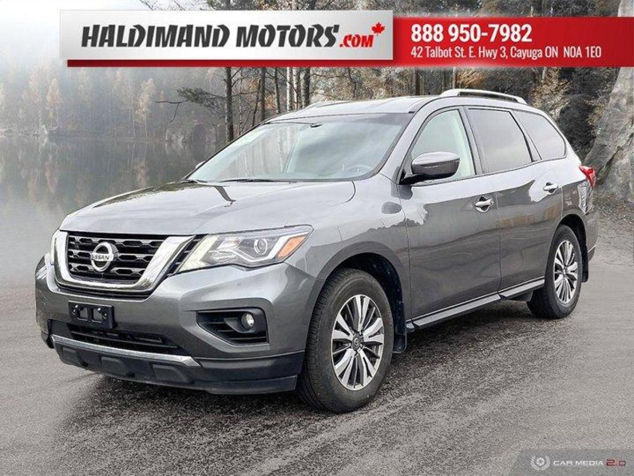 Used 2020 Nissan Pathfinder SV Tech for sale in Cayuga, ON