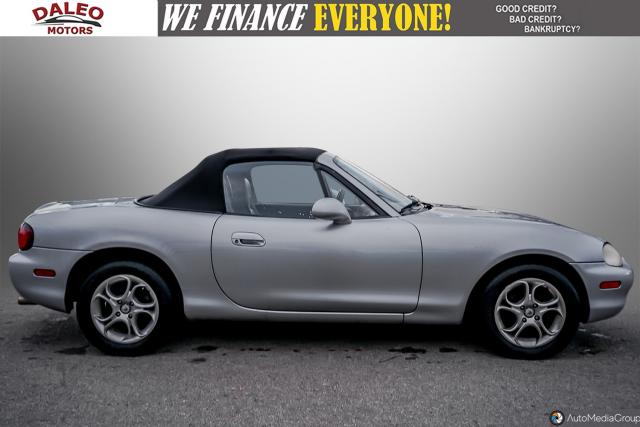 2000 Mazda Miata MX-5 RWD / CONVERTIBLE / AUTO / 4CYL / CLEAN CARFAX Photo10