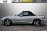 2000 Mazda Miata MX-5 RWD / CONVERTIBLE / AUTO / 4CYL / CLEAN CARFAX Photo30