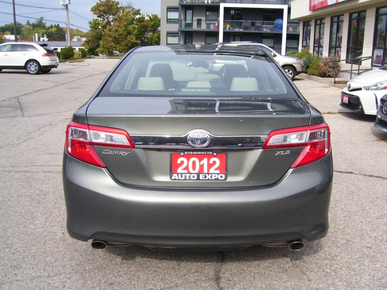 2012 Toyota Camry XLE,V6,GPS,Leather,Sunroof,Backup Camera,Certified - Photo #4