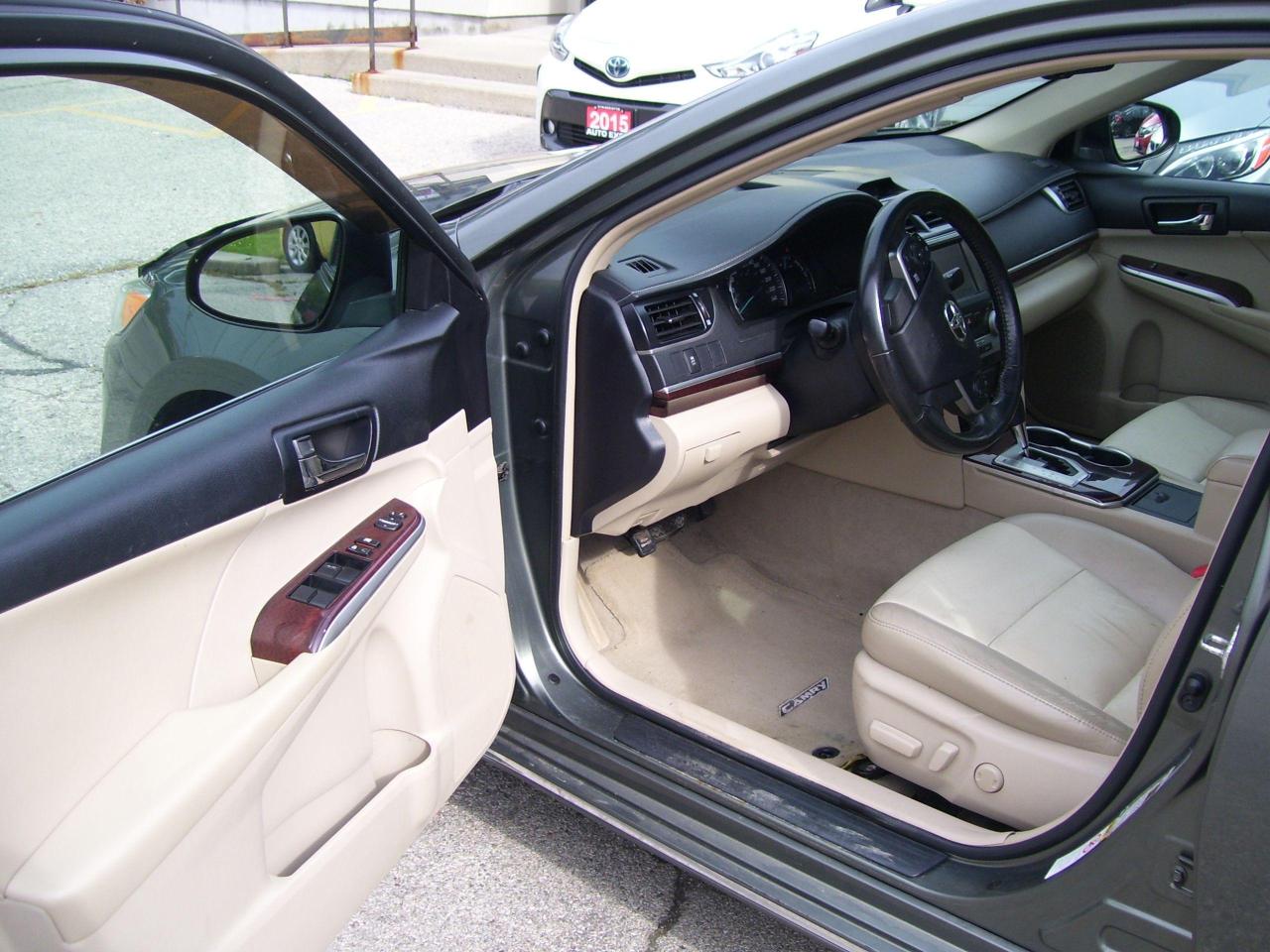 2012 Toyota Camry XLE,V6,GPS,Leather,Sunroof,Backup Camera,Certified - Photo #13