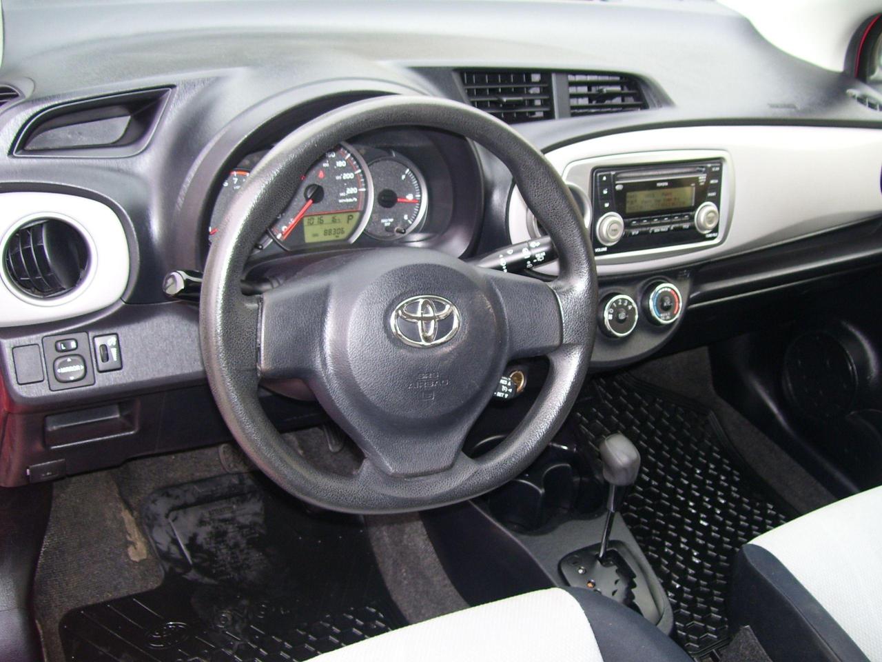 2012 Toyota Yaris LE,Auto,A/C,Gas Saver,Certified,Bluetooth,Key Less - Photo #11