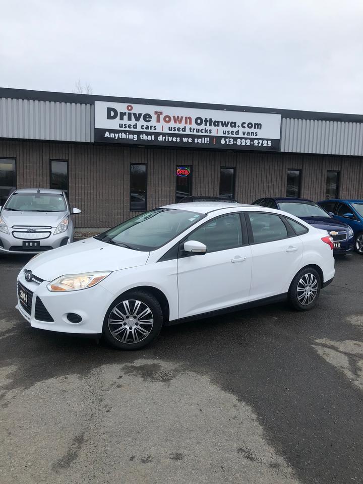 <p><span style=color: #3a3a3a; font-family: Roboto, sans-serif; font-size: 15px; background-color: #ffffff;>2014 FORD FOCUS AUTOMATIC. AIR. POWER WINDOWS. POWER LOCKS. KEYLESS NICE CAR READY WITH SAFETY&nbsp;</span><span style=border: 0px solid #e5e7eb; box-sizing: border-box; --tw-translate-x: 0; --tw-translate-y: 0; --tw-rotate: 0; --tw-skew-x: 0; --tw-skew-y: 0; --tw-scale-x: 1; --tw-scale-y: 1; --tw-scroll-snap-strictness: proximity; --tw-ring-offset-width: 0px; --tw-ring-offset-color: #fff; --tw-ring-color: rgba(59,130,246,.5); --tw-ring-offset-shadow: 0 0 #0000; --tw-ring-shadow: 0 0 #0000; --tw-shadow: 0 0 #0000; --tw-shadow-colored: 0 0 #0000; color: #3a3a3a; font-family: Roboto, sans-serif; font-size: 15px; background-color: #ffffff;>*</span><span style=border: 0px solid #e5e7eb; box-sizing: border-box; --tw-translate-x: 0; --tw-translate-y: 0; --tw-rotate: 0; --tw-skew-x: 0; --tw-skew-y: 0; --tw-scale-x: 1; --tw-scale-y: 1; --tw-scroll-snap-strictness: proximity; --tw-ring-offset-width: 0px; --tw-ring-offset-color: #fff; --tw-ring-color: rgba(59,130,246,.5); --tw-ring-offset-shadow: 0 0 #0000; --tw-ring-shadow: 0 0 #0000; --tw-shadow: 0 0 #0000; --tw-shadow-colored: 0 0 #0000; font-family: Inter, ui-sans-serif, system-ui, -apple-system, BlinkMacSystemFont, Segoe UI, Roboto, Helvetica Neue, Arial, Noto Sans, sans-serif, Apple Color Emoji, Segoe UI Emoji, Segoe UI Symbol, Noto Color Emoji;>***WE APPROVE EVERYBODY***APPLY NOW AT DRIVETOWNOTTAWA.COM O.A.C., DRIVE4LESS. *TAXES AND LICENSE EXTRA. COME VISIT US/VENEZ NOUS VISITER!</span><span style=border: 0px solid #e5e7eb; box-sizing: border-box; --tw-translate-x: 0; --tw-translate-y: 0; --tw-rotate: 0; --tw-skew-x: 0; --tw-skew-y: 0; --tw-scale-x: 1; --tw-scale-y: 1; --tw-scroll-snap-strictness: proximity; --tw-ring-offset-width: 0px; --tw-ring-offset-color: #fff; --tw-ring-color: rgba(59,130,246,.5); --tw-ring-offset-shadow: 0 0 #0000; --tw-ring-shadow: 0 0 #0000; --tw-shadow: 0 0 #0000; --tw-shadow-colored: 0 0 #0000; font-family: Inter, ui-sans-serif, system-ui, -apple-system, BlinkMacSystemFont, Segoe UI, Roboto, Helvetica Neue, Arial, Noto Sans, sans-serif, Apple Color Emoji, Segoe UI Emoji, Segoe UI Symbol, Noto Color Emoji; color: #64748b; font-size: 12px;>&nbsp;</span><span style=border: 0px solid #e5e7eb; box-sizing: border-box; --tw-translate-x: 0; --tw-translate-y: 0; --tw-rotate: 0; --tw-skew-x: 0; --tw-skew-y: 0; --tw-scale-x: 1; --tw-scale-y: 1; --tw-scroll-snap-strictness: proximity; --tw-ring-offset-width: 0px; --tw-ring-offset-color: #fff; --tw-ring-color: rgba(59,130,246,.5); --tw-ring-offset-shadow: 0 0 #0000; --tw-ring-shadow: 0 0 #0000; --tw-shadow: 0 0 #0000; --tw-shadow-colored: 0 0 #0000; font-family: Inter, ui-sans-serif, system-ui, -apple-system, BlinkMacSystemFont, Segoe UI, Roboto, Helvetica Neue, Arial, Noto Sans, sans-serif, Apple Color Emoji, Segoe UI Emoji, Segoe UI Symbol, Noto Color Emoji; color: #64748b; font-size: 12px;>FINANCING CHARGES ARE EXTRA EXAMPLE: BANK FEE, DEALER FEE, PPSA, INTEREST CHARGES&nbsp;</span></p><p>&nbsp;</p><p>&nbsp;</p><p>&nbsp;</p>