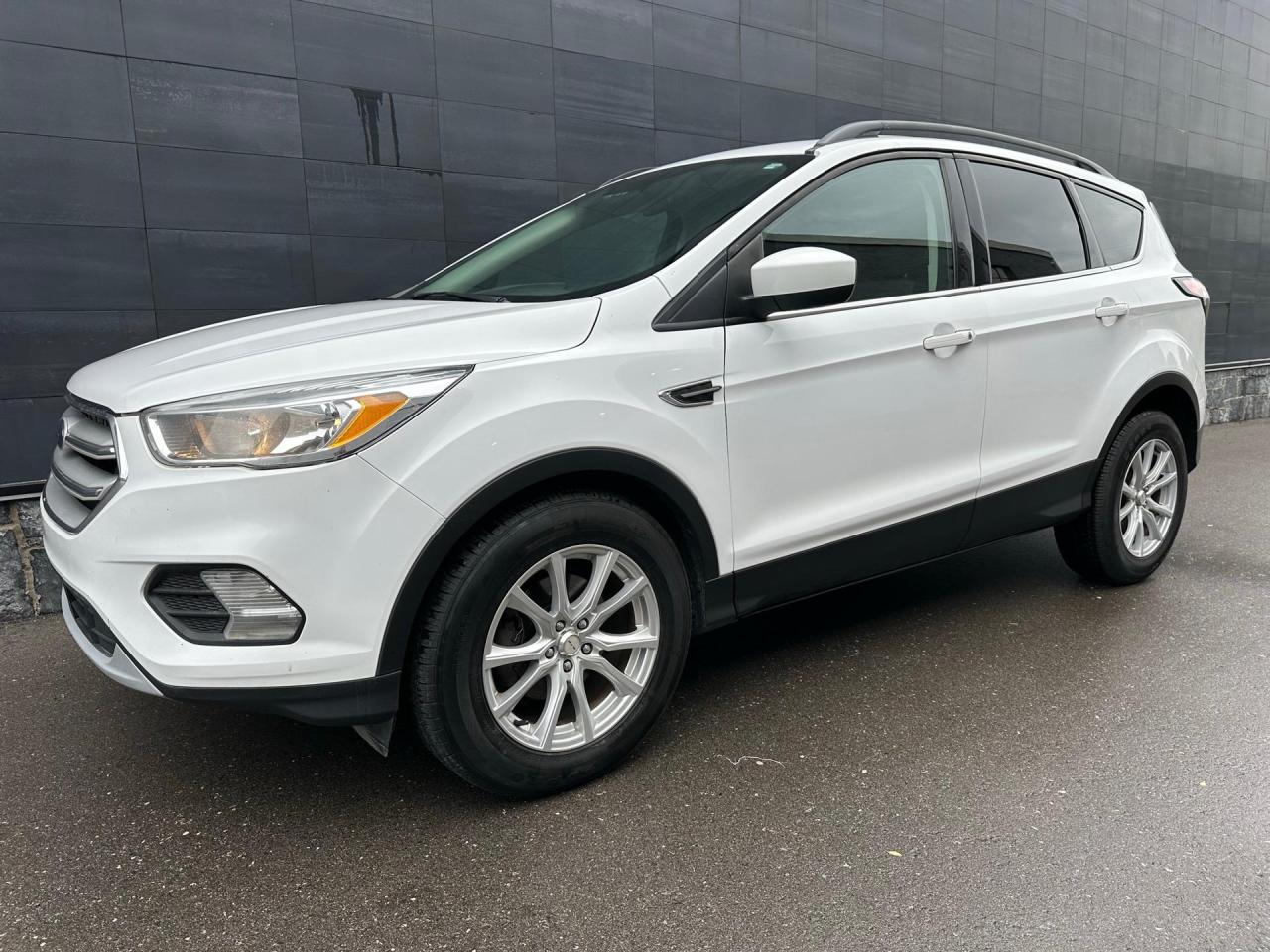 Used 2018 Ford Escape SE FWD Certified and Serviced for sale in Etobicoke, ON