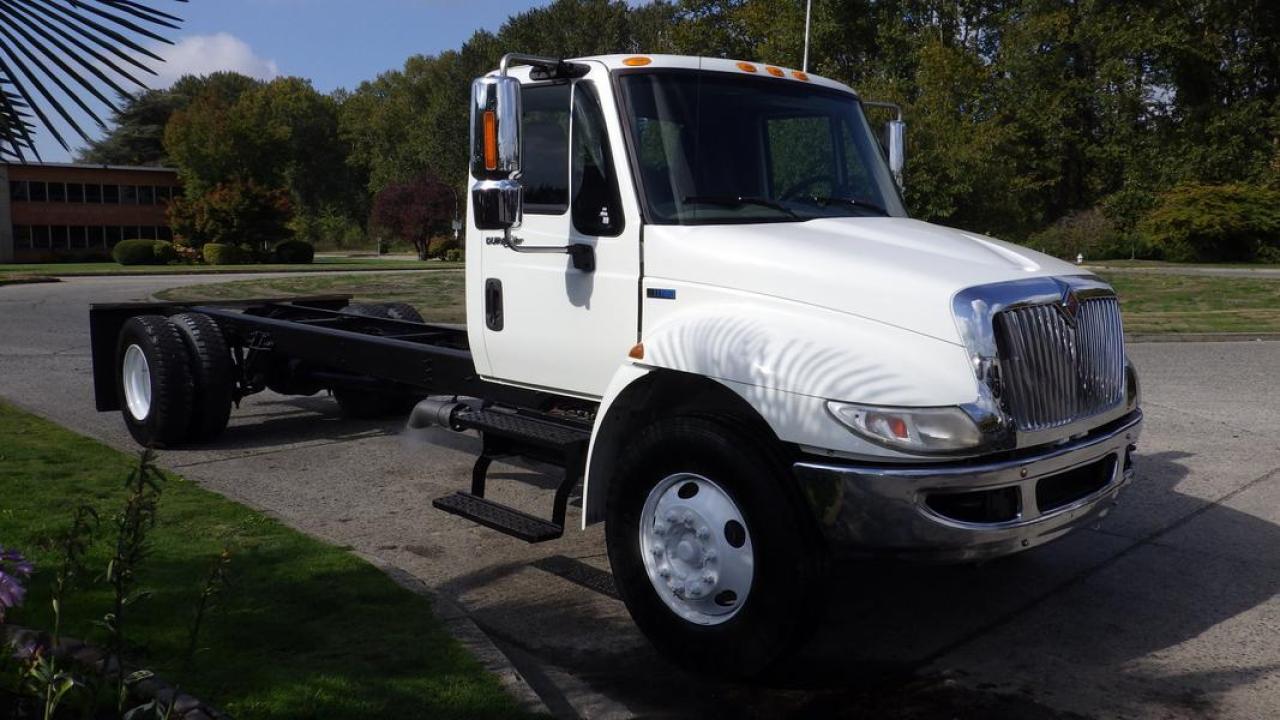 Used 2014 International 4300 Cab and Chassis Diesel With Hydraulic Brakes for sale in Burnaby, BC