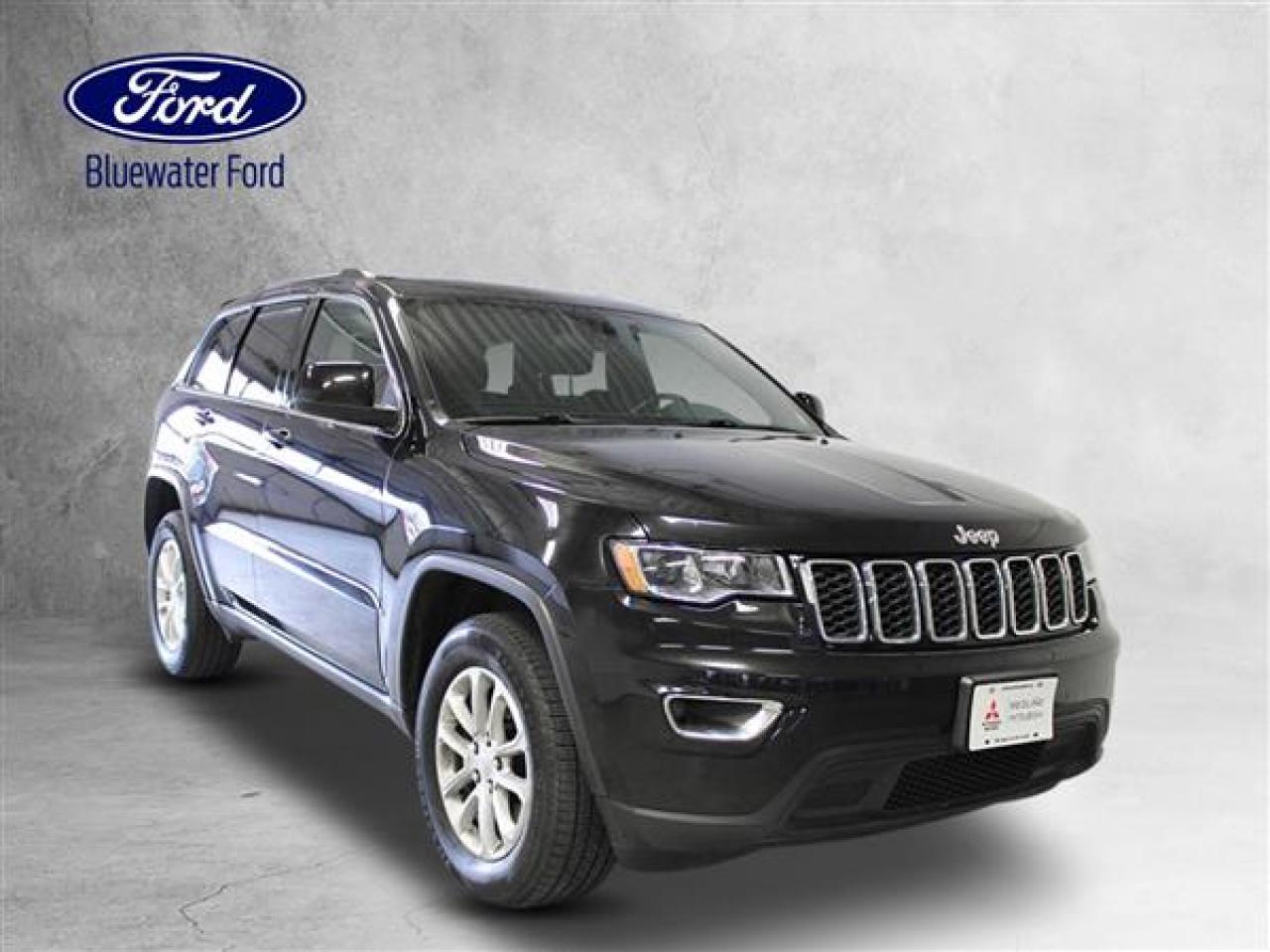 Used 2021 Jeep Grand Cherokee GRAND CHEROKEE 4X4 LAREDO for sale in Forest, ON