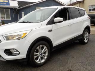 2017 Ford Escape SE - Photo #2