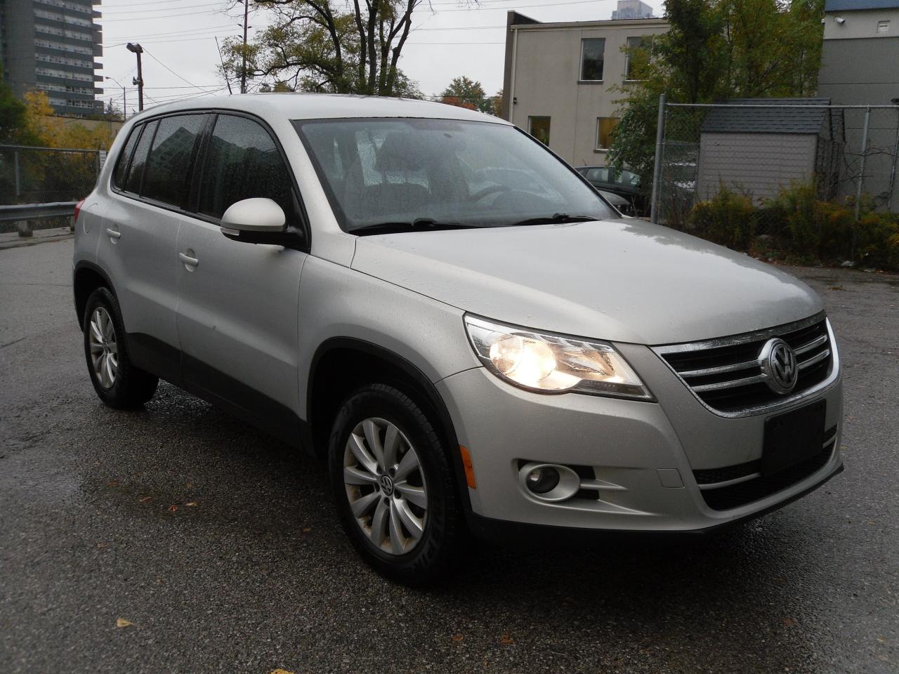 2011 Volkswagen Tiguan Trendline - Photo #1