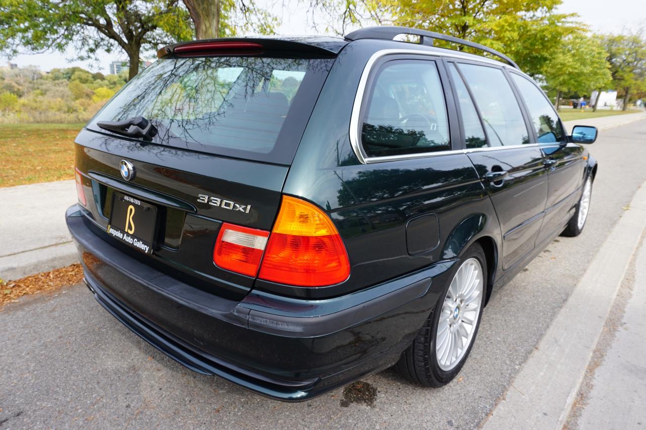 2002 BMW 3 Series TOURING / 330XI 6SPD / NO ACCIDEDNTS / LOCAL CAR Photo4