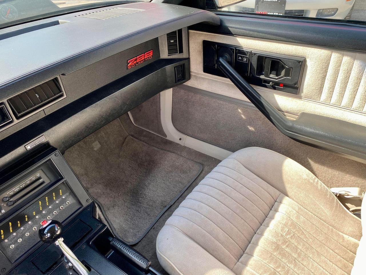 1983 Chevrolet Camaro Z28 Photo