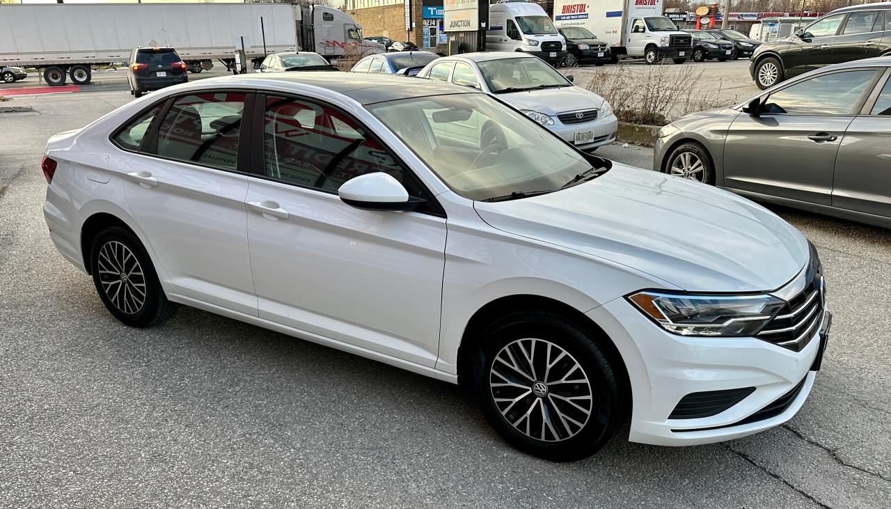 2021 Volkswagen Jetta HIGHLINE Photo3