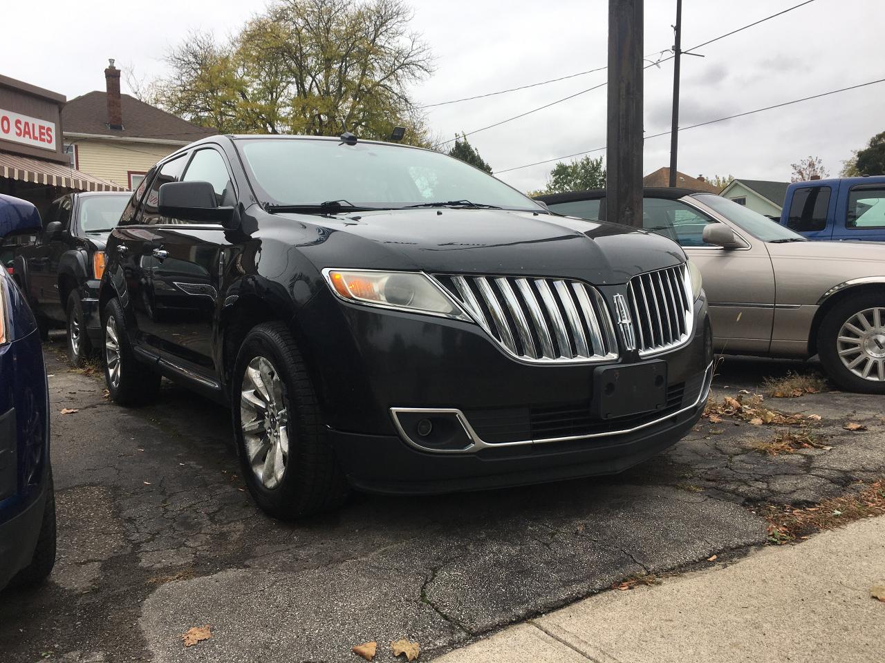 2011 Lincoln MKX Fully Appointed Black On Black Priced To Sell - Photo #1