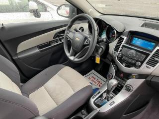 2012 Chevrolet Cruze  - Photo #8