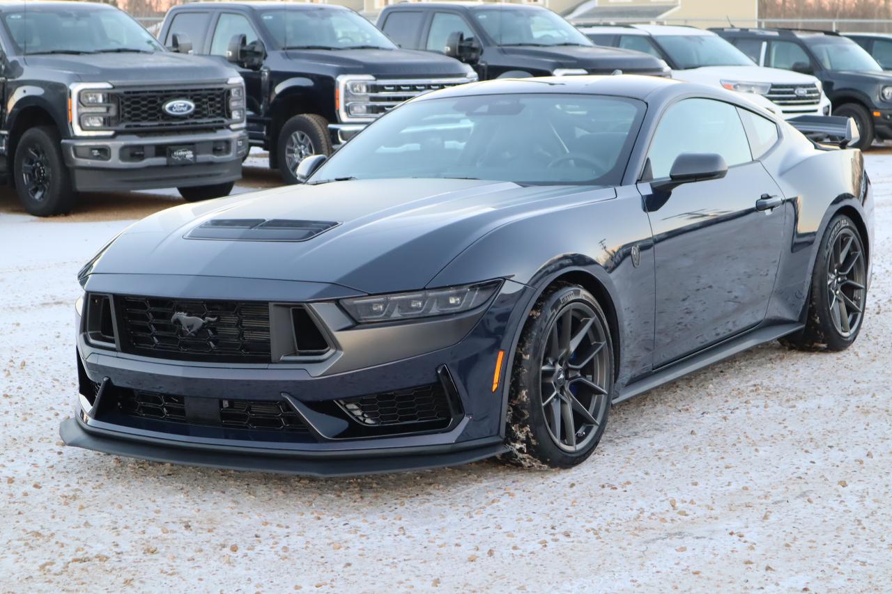 2024 Ford Mustang Dark Horse Photo0