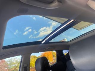 2013 Hyundai Santa Fe AWD SE NO ACCIDENT PANORAMIC ROOF LEATHR - Photo #22