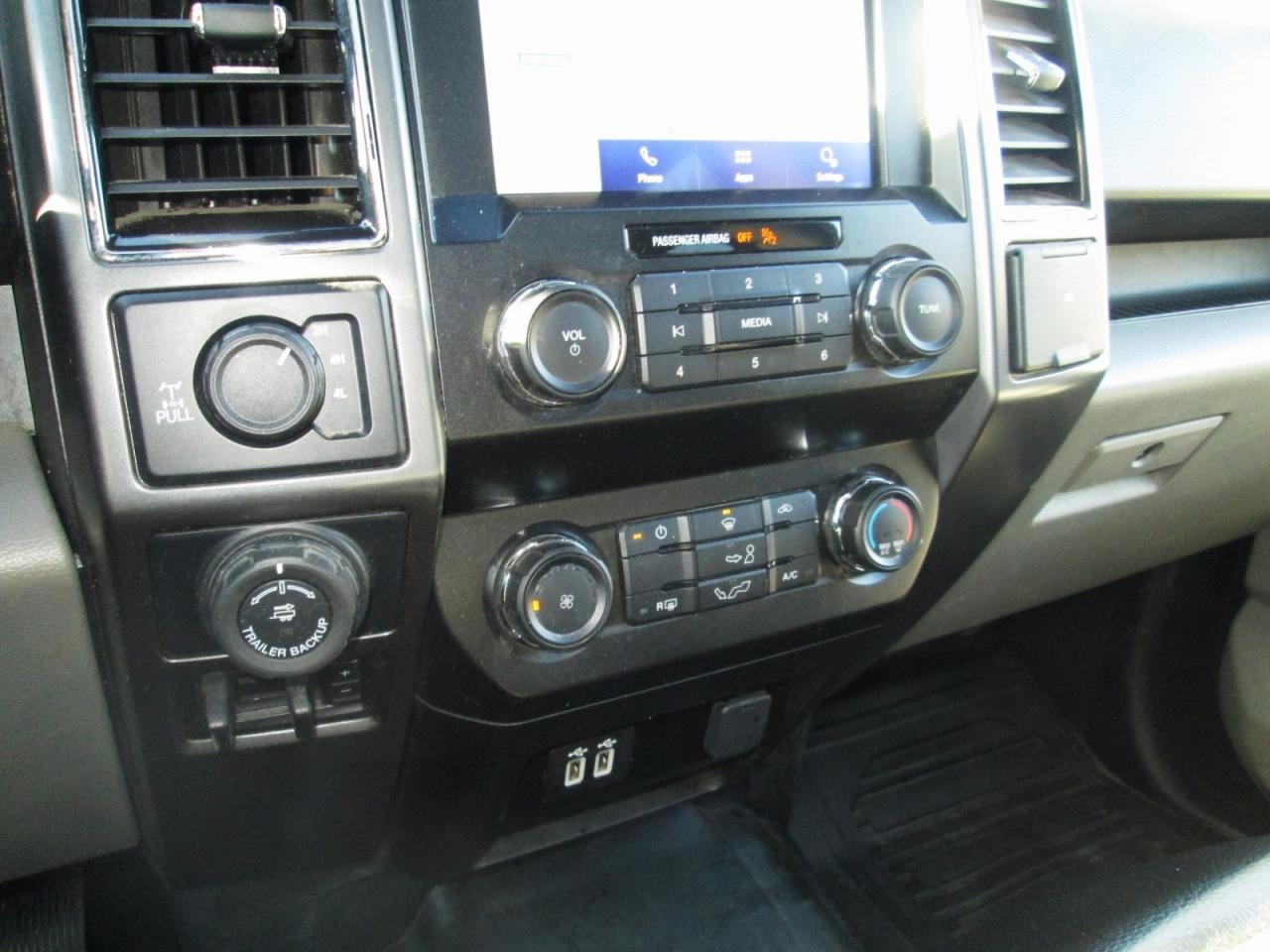 2020 Ford F-150 XLT Photo5