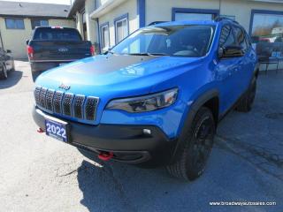 Used 2022 Jeep Cherokee LOADED TRAILHAWK-ELITE-EDITION 5 PASSENGER 3.2L - V6.. 4X4.. SELEC-TERRAIN-SHIFTING.. HEATED SEATS & WHEEL.. BACK-UP CAMERA.. BLUETOOTH SYSTEM.. for sale in Bradford, ON