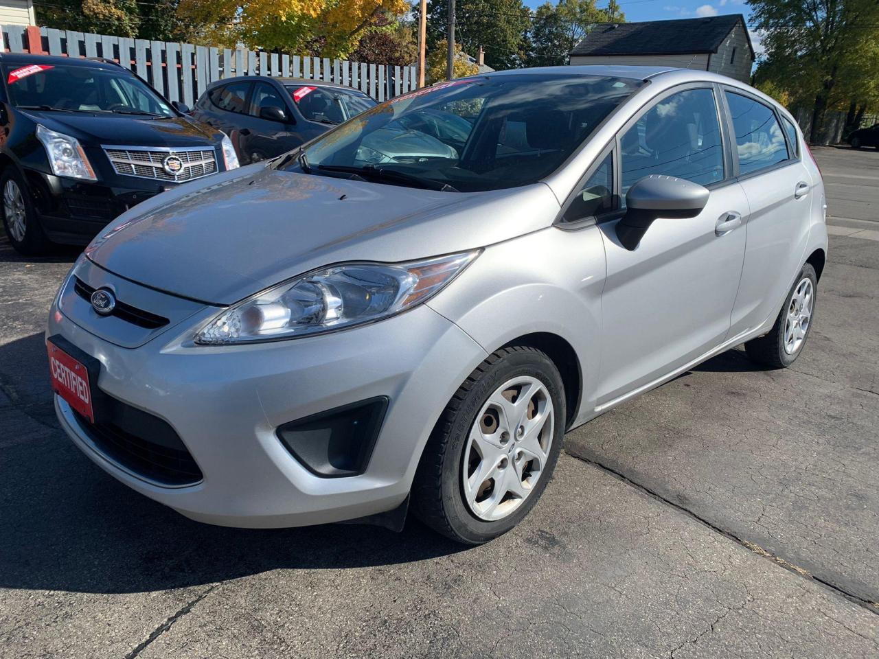 Used 2011 Ford Fiesta 5dr HB SE for sale in Brantford, ON