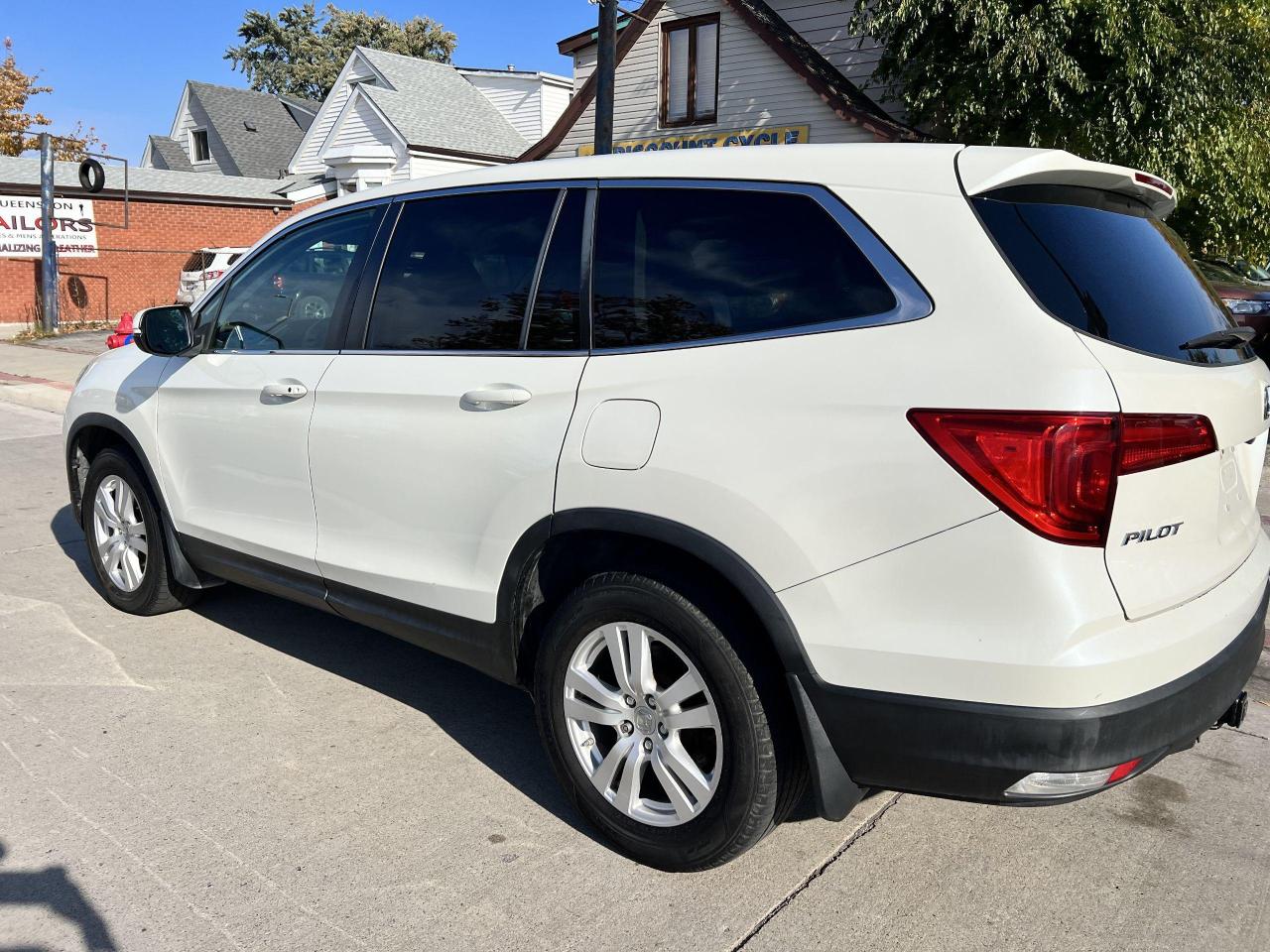 2016 Honda Pilot 4WD 4DR LX - Photo #14