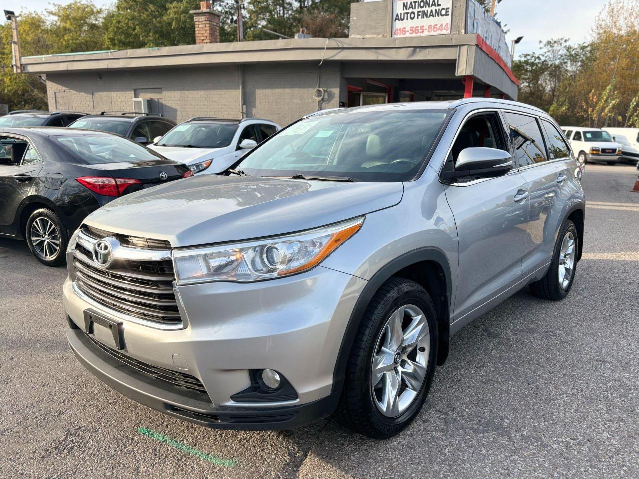 Used 2016 Toyota Highlander limited,awd,navi,leather,accident free,$27999 for sale in Richmond Hill, ON