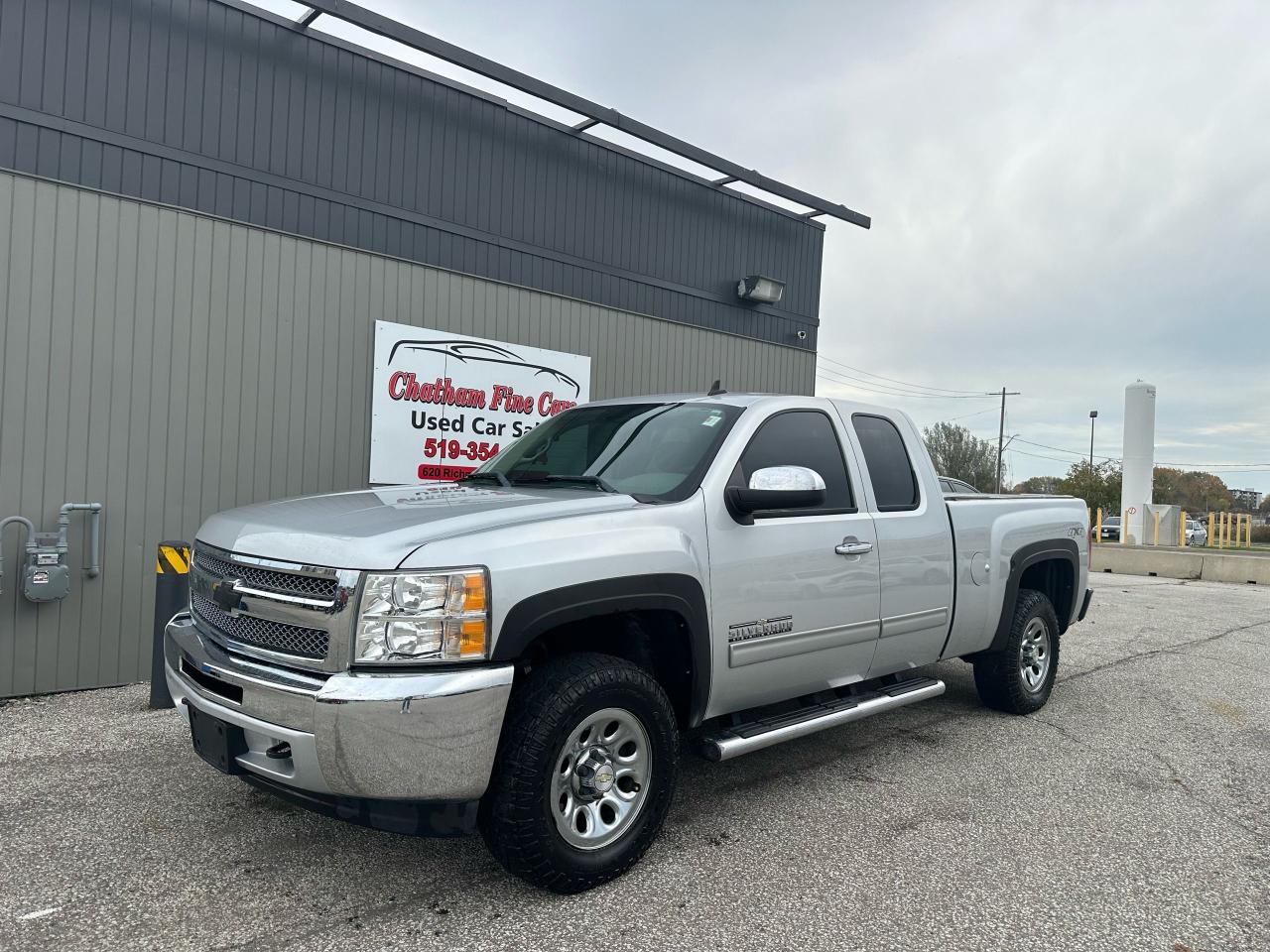 Used 2012 Chevrolet Silverado 1500 LS Cheyenne Edition for sale in Chatham, ON