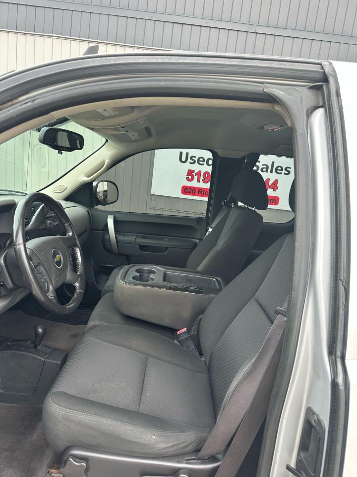 2012 Chevrolet Silverado 1500 LS Cheyenne Edition Photo4