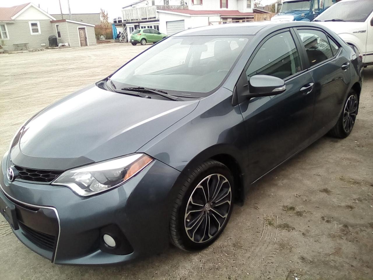 Used 2014 Toyota Corolla S for sale in Leamington, ON