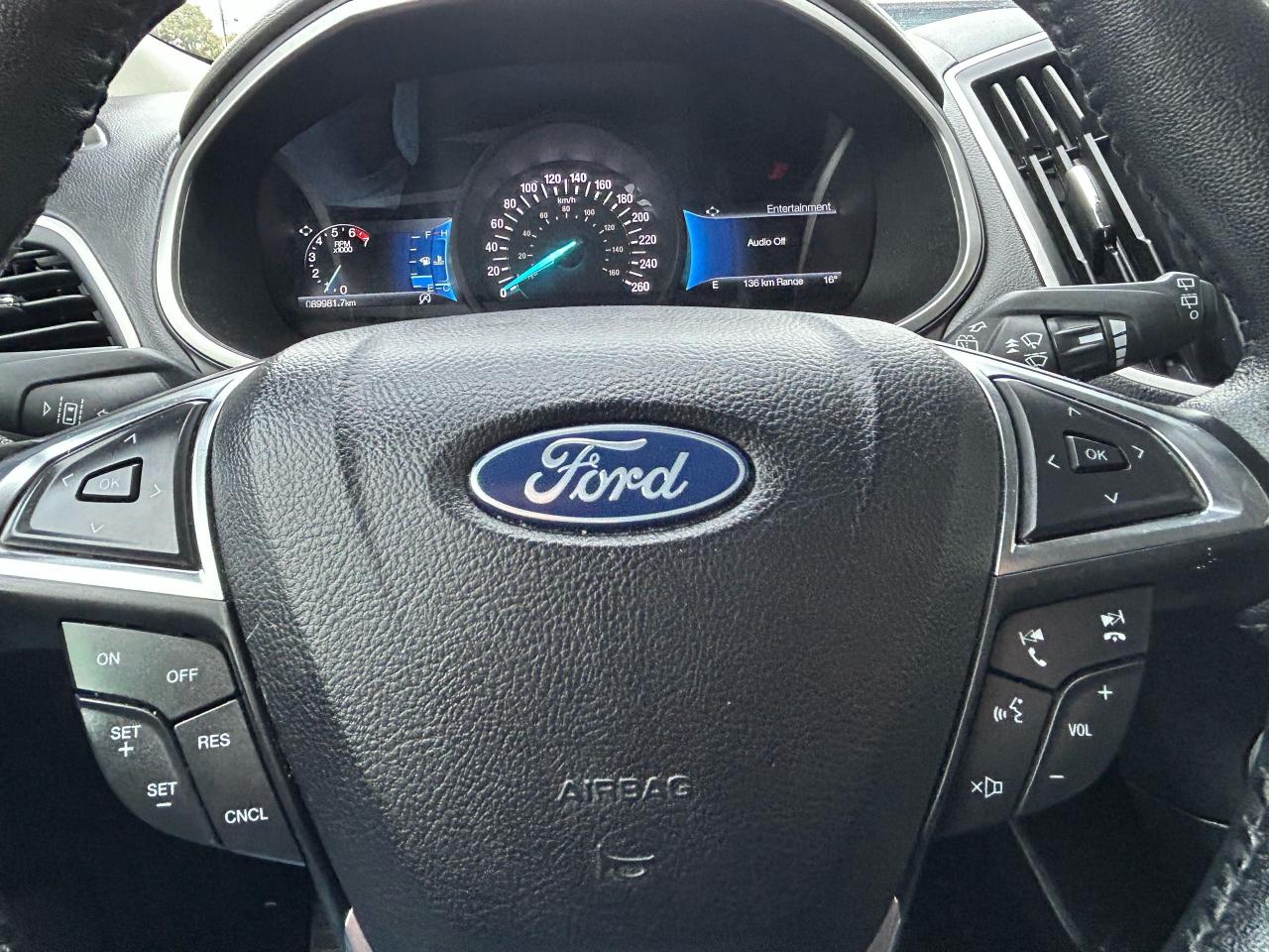 2021 Ford Edge SEL - Photo #15
