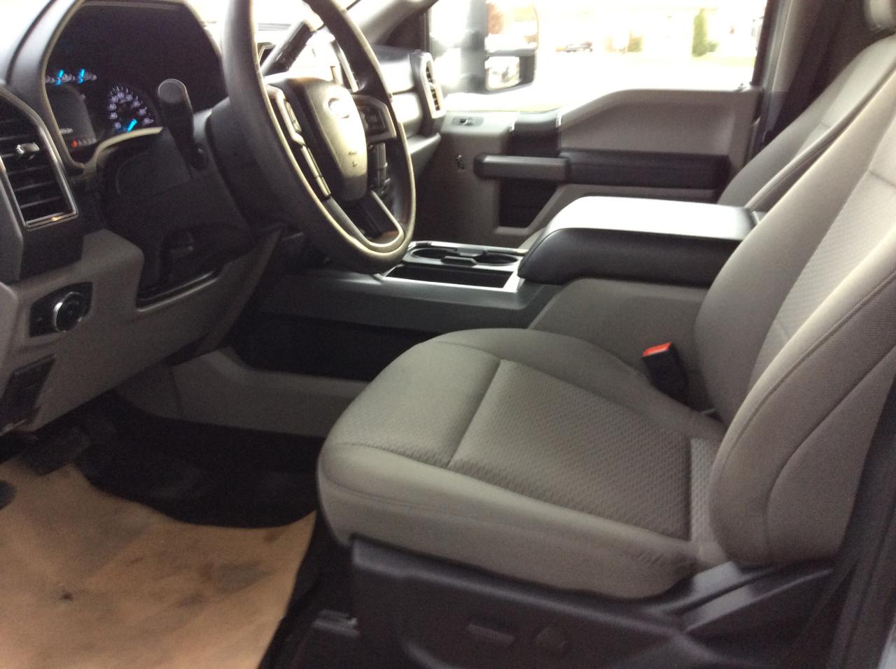 2020 Ford F-550 XLT Photo