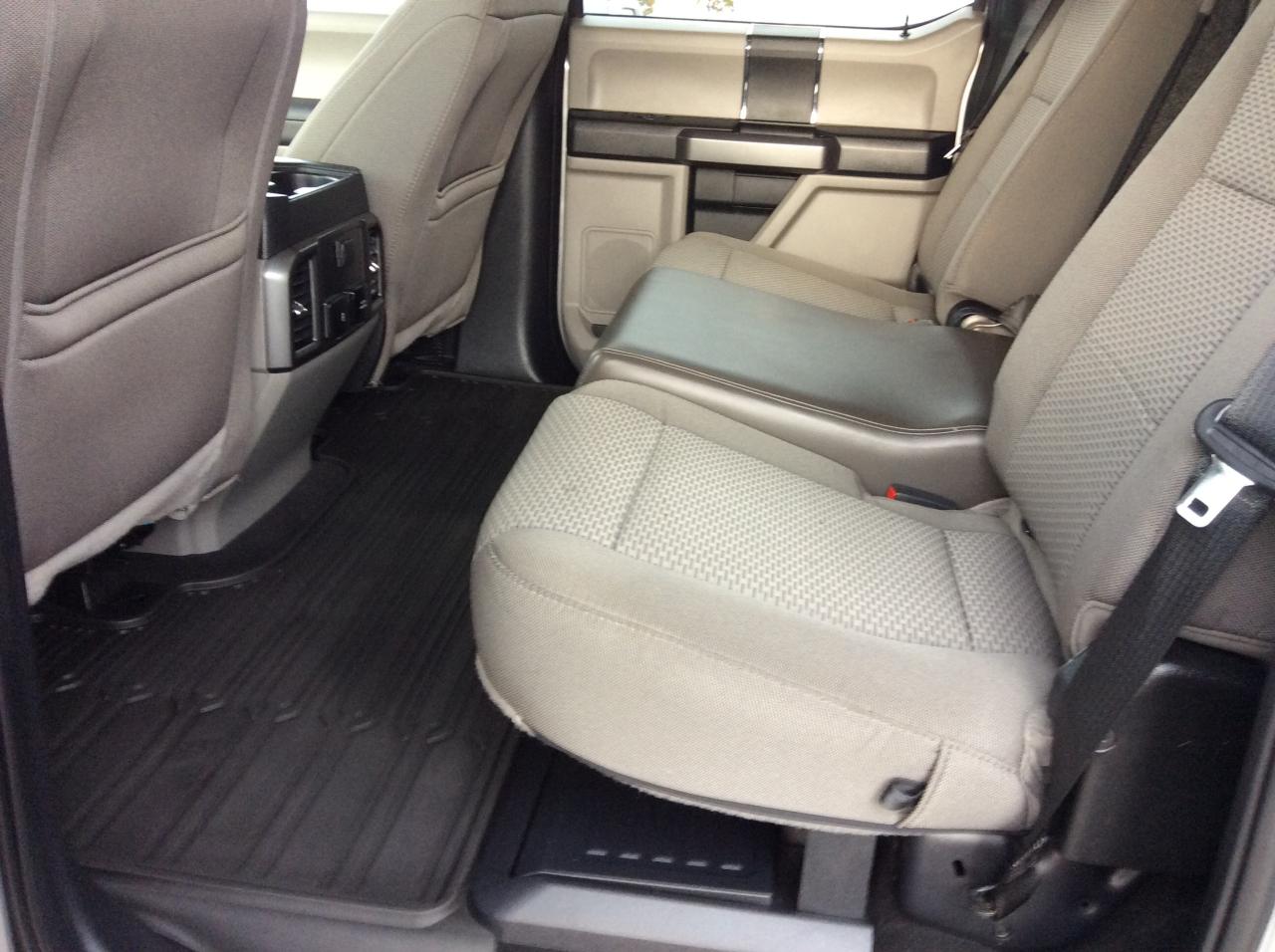 2020 Ford F-550 XLT Photo4