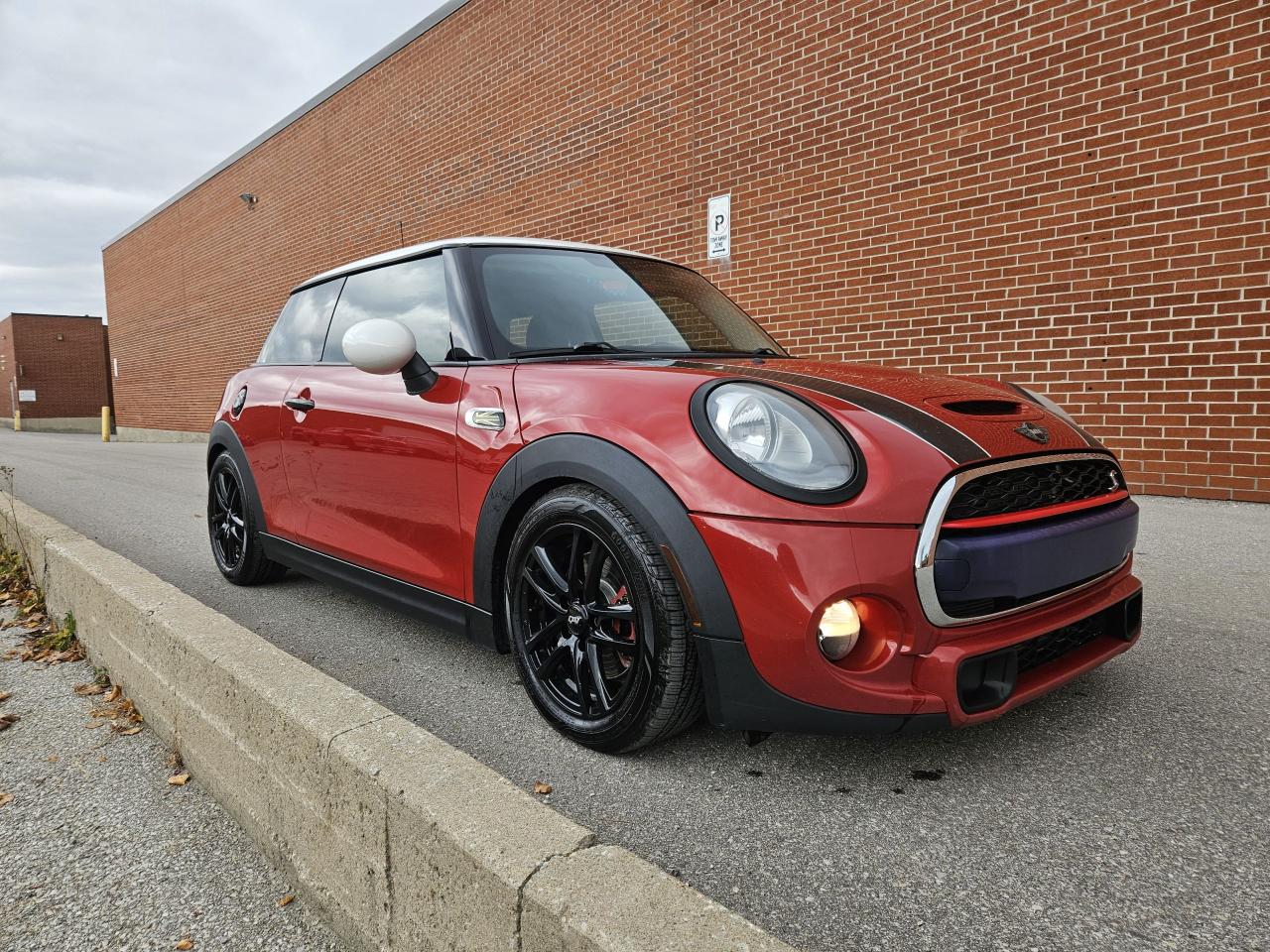 2016 MINI Cooper 
