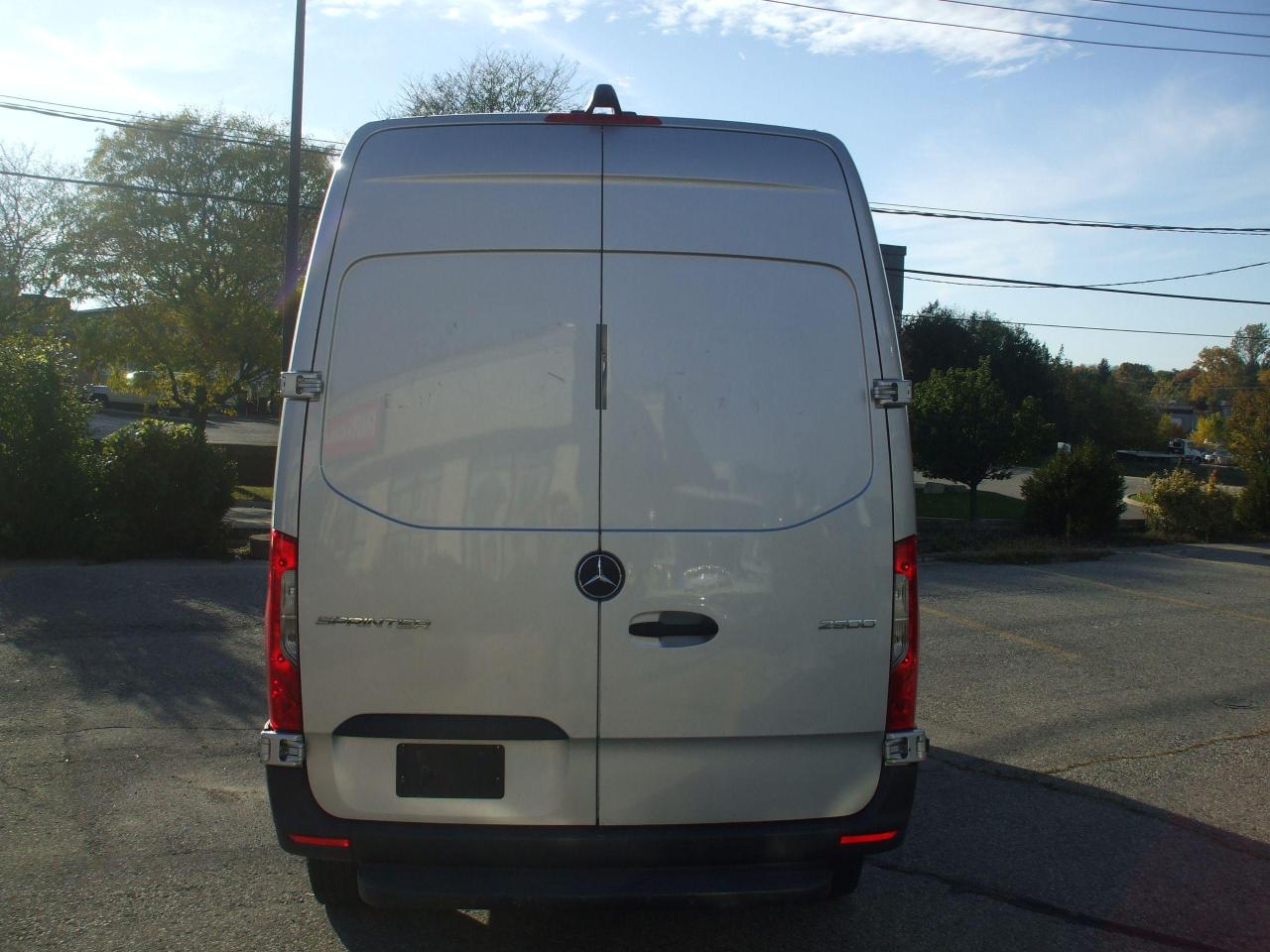 2019 Mercedes-Benz Sprinter 2500,High Roof,V6,144',Sold As is,Diesel,GPS - Photo #4